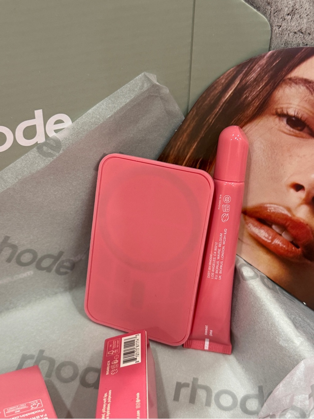 Rhode MagSafe Snap-On Lip Case for iPhone Magnetic Holder And SWEET PEA LIP TINT - Picture 6 of 8